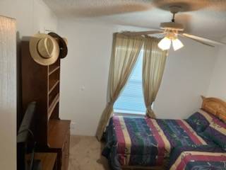 2115 Sawgrass Lane a Ruskin, FL Mobile or Manufactured Home for Sale